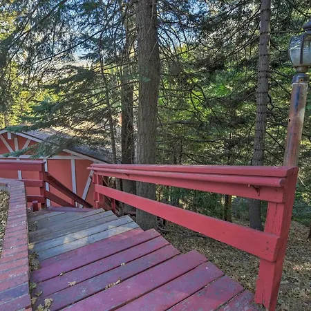Lake Arrowhead Cabin With Deck And Stunning Mtn Views!